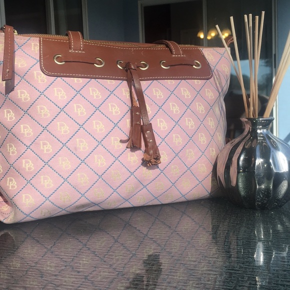 Dooney& Bourke shoulder bag - Picture 2 of 6